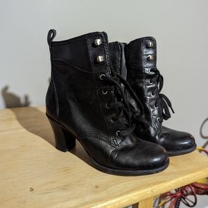 Naturalizer boots with heel